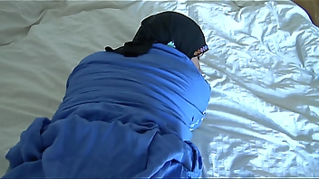 Horny American Soldier Fucks A Pregnant Arab Whore In France